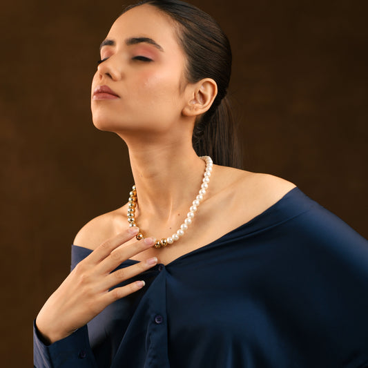 Eclipse Harmony Gold & White Pearl Necklace