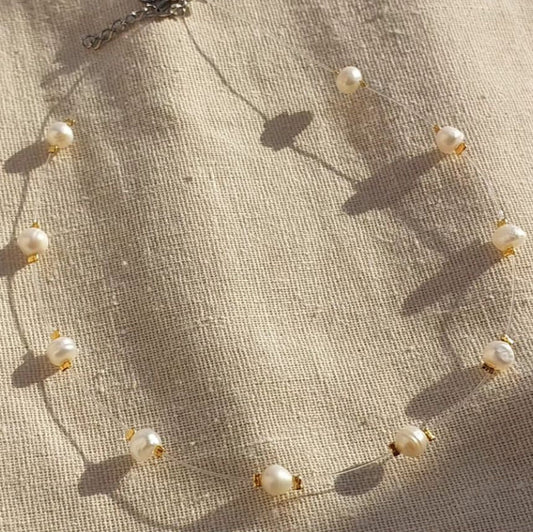 Minimal White Pearl Choker