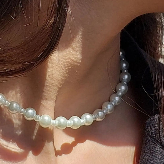Delicate White Pearl Choker