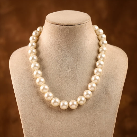 Classic White Pearl Necklace