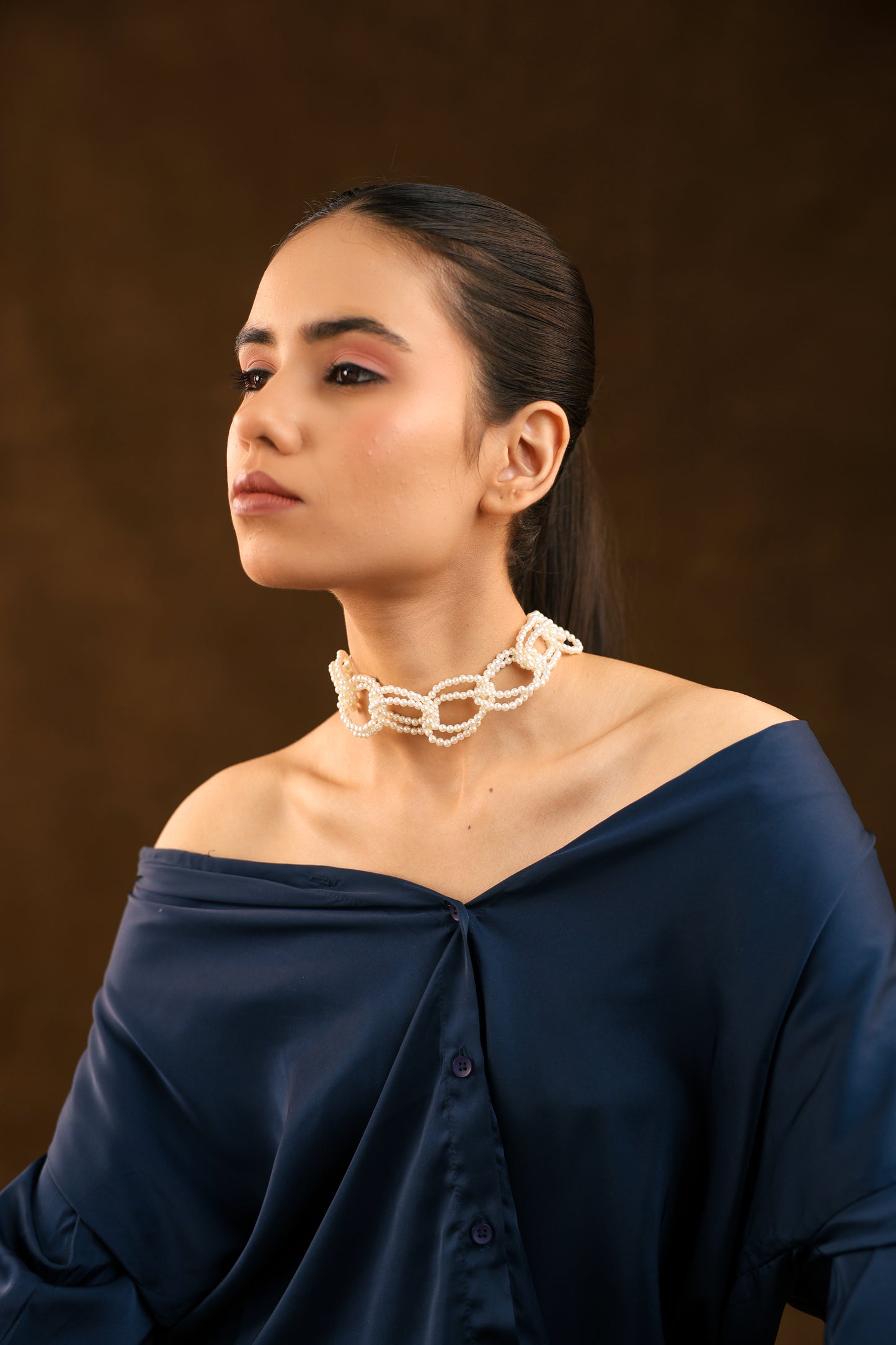 White Pearl Ring Choker – Elegant Minimalist Necklace