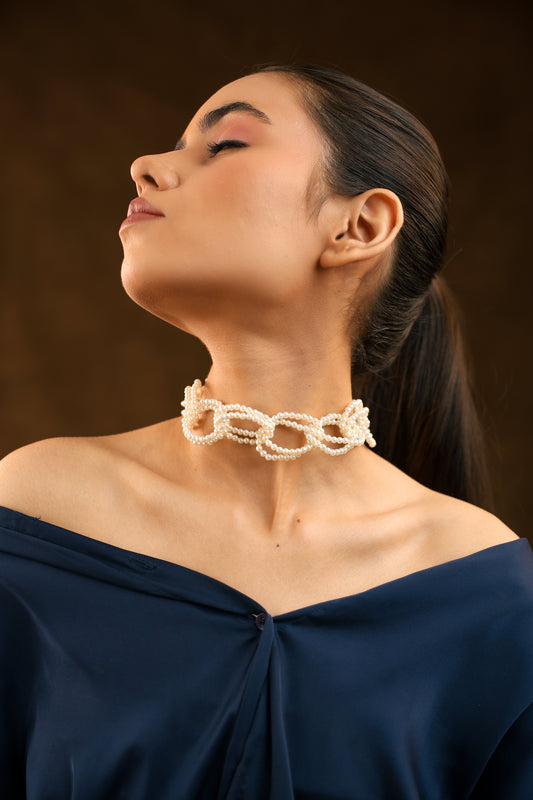 White Pearl Ring Choker – Elegant Minimalist Necklace