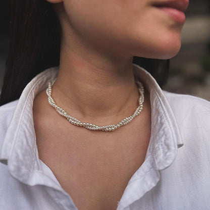 White Pearl Spring Bloom Necklace