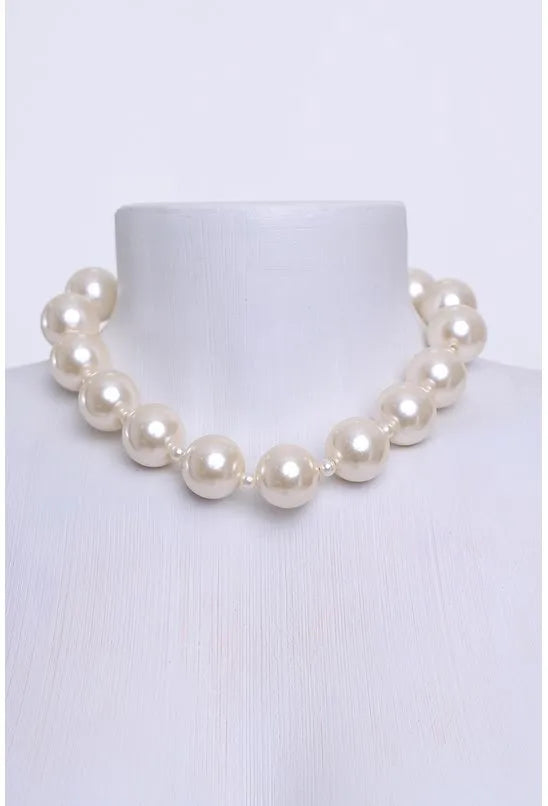 Ethereal White Bold Pearl Choker Set