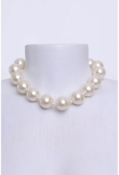 Ethereal White Bold Pearl Choker Set