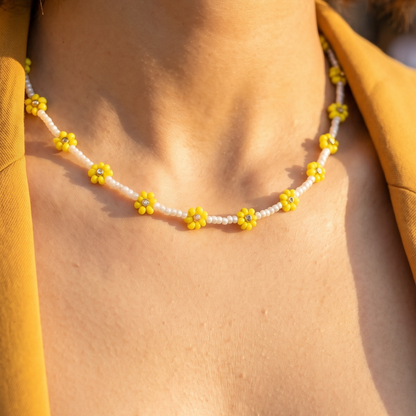 Handmade Yellow Daisy Beaded Necklace – White & Yellow Floral Choker