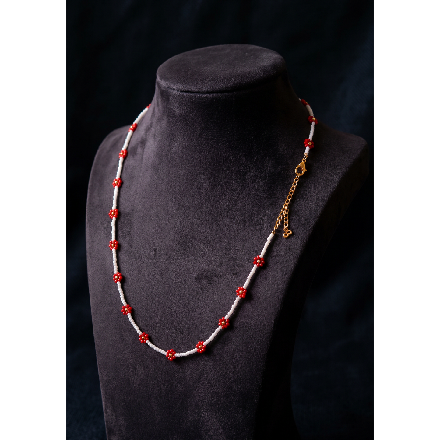 Handmade Red Daisy Beaded Necklace – White & Red Floral Choker with Gold Clasp