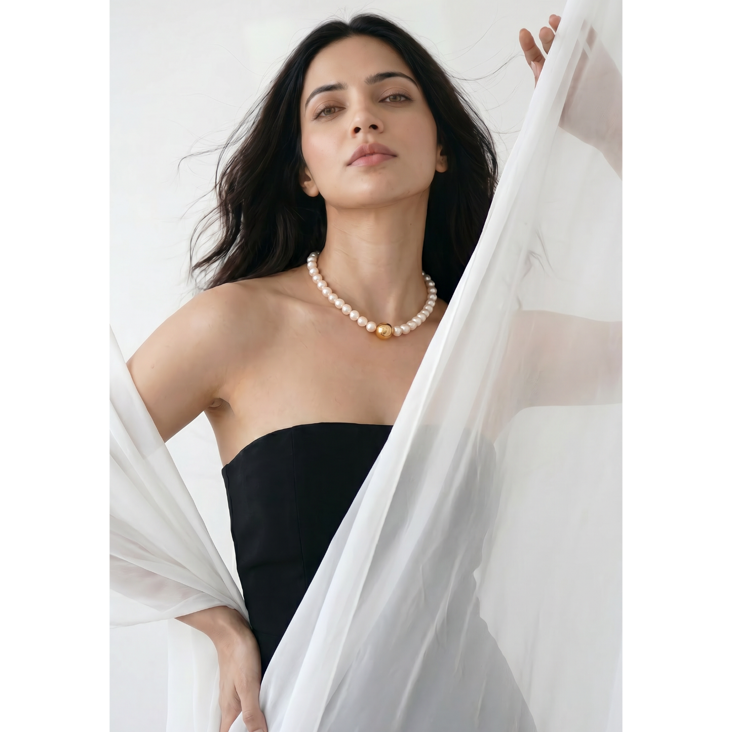 Classic Pearl Necklace with Gold Center Bead