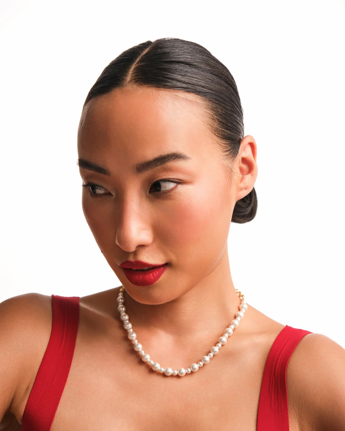 Handmade Mini Pearl Necklace – Subtle & Sophisticated