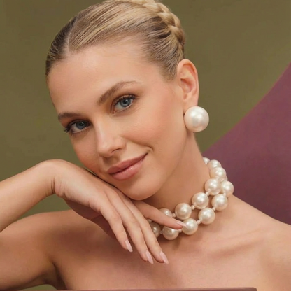 Statement Pearl Necklace