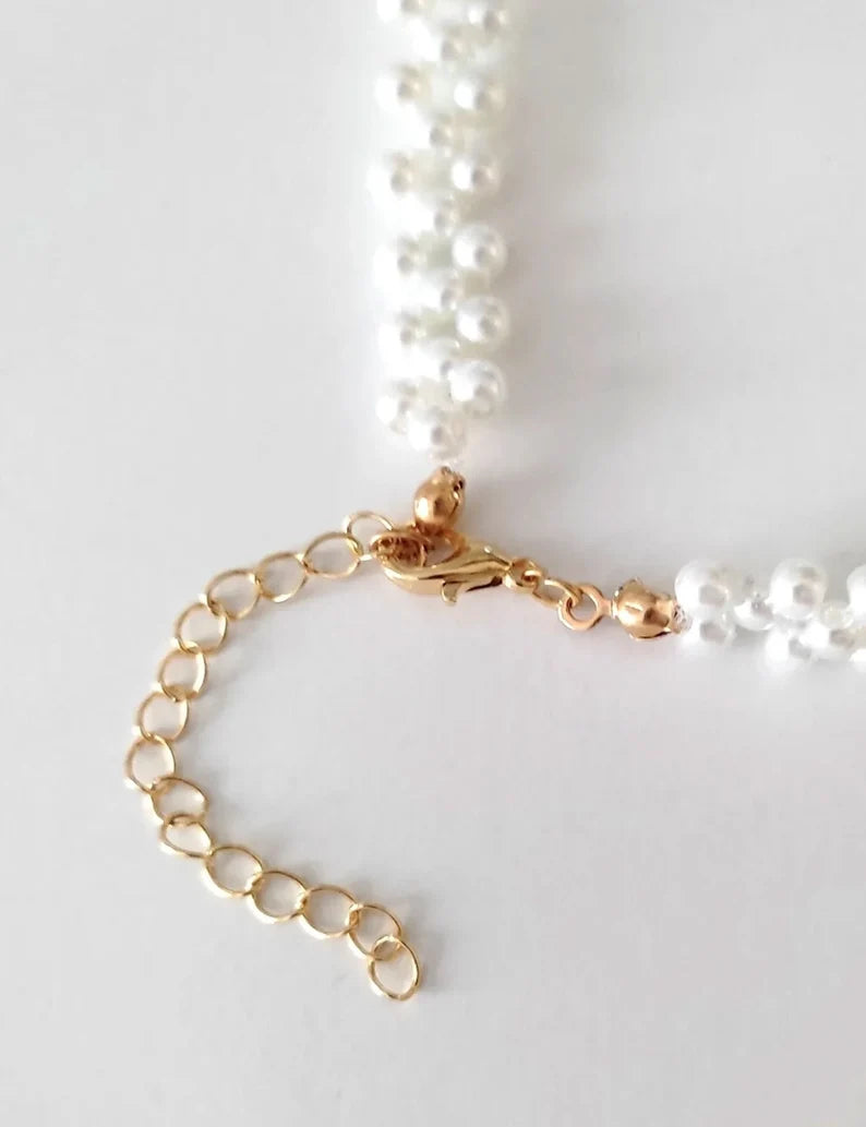 Whisper Pearl Choker – Handmade Minimalist Elegance