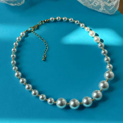 Golden Soul – Minimal Pearl Necklace
