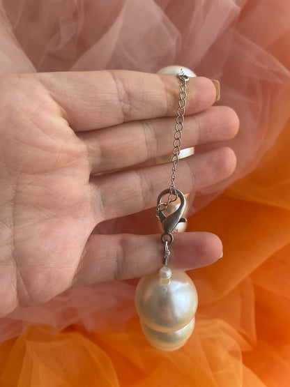 Lustrous Power – XL Statement Pearl Choker